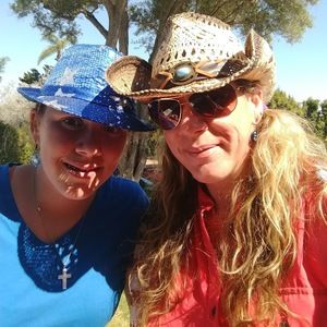 Meet your Posher, Connie